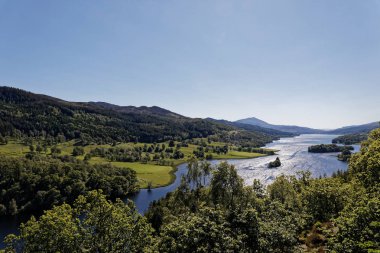 Loch Tummel'de Kraliçe'nin görünümü - Pitlochry, İskoçya, İngiltere