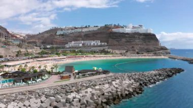 Güzel Amadores kumsalda Gran Canaria hava