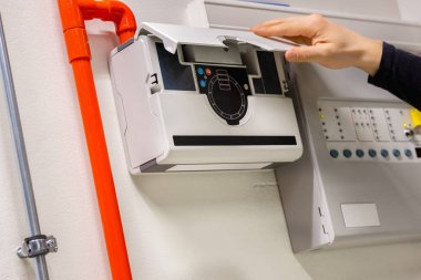 Engineer duman sensörü paneli Datacenter kontrol