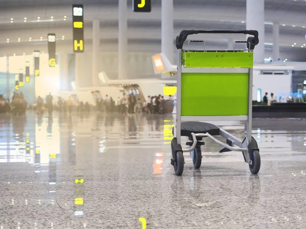 Empty Airport Baggage Luggage Available Travelers Arriving Airport — Stock Photo, Image