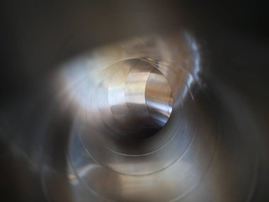 Toboggan en tube en acier