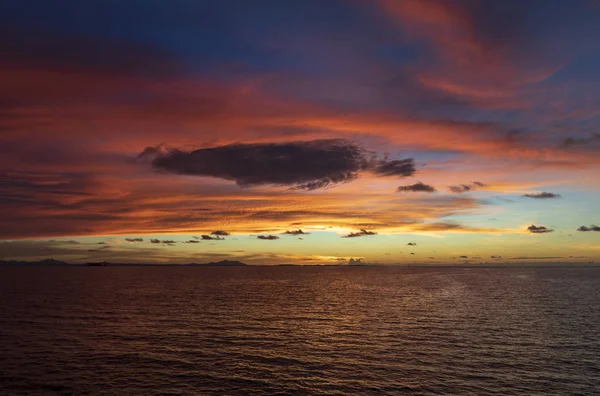 Tramonto Sul Mare Serata Crociera Nell Oceano Indiano — Foto Stock