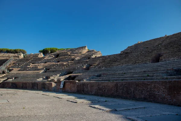 Pozzuoli Neapel Italien Augusti 2019 Den Flavianska Amfiteatern Två Romerska — Stockfoto