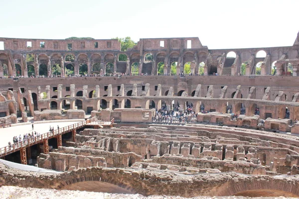 在罗马城中 古罗马权力的象征 罗马竞技场 — 图库照片