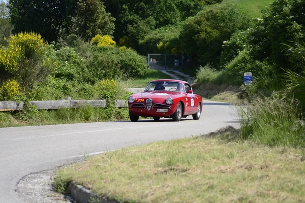 佩萨罗 Colle 圣巴托罗 意大利 2018年5月17日 阿尔法罗密欧 1900 Touring1956 老赛车在拉力赛里 Miglia — 图库照片