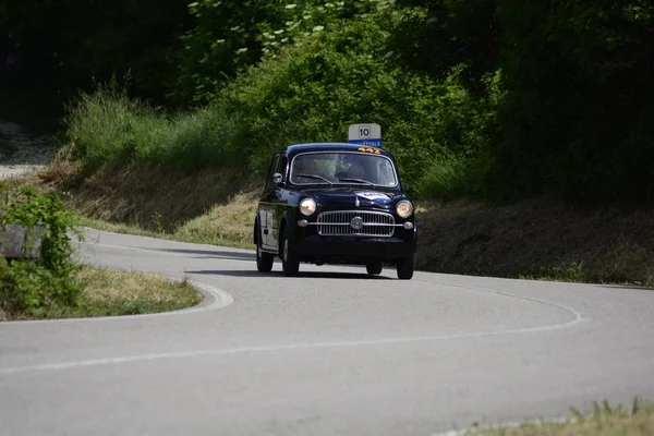 Пезаро Кооль San Бартоло Італії Може 2018 Fiat 1100 103 — стокове фото