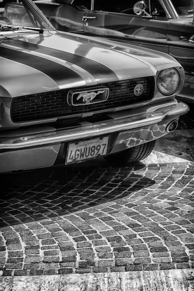 Λίντο Fano Ιταλία Ιούνιος 2018 Vintage Mustang Παλιό Αυτοκίνητο Στο — Φωτογραφία Αρχείου