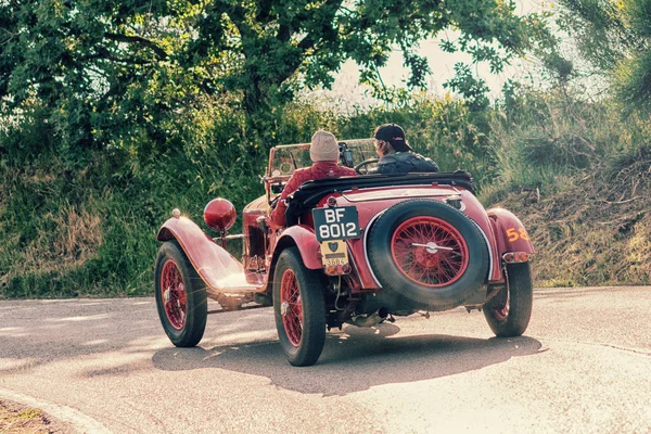 佩萨罗 Colle 巴托罗 意大利 2018年5月17日 Alfa 罗密欧 1750 Zagato1929 老赛车在拉力赛里 — 图库照片