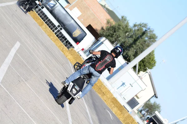 Pesaro Porto Olaszország Június 2018 Moto Teljesítmény Szivárog Motorkerékpár Füst — Stock Fotó