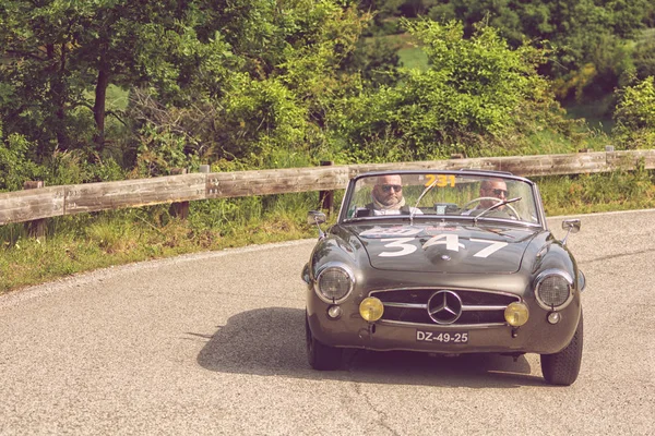 Pesaro Colle San Bartolo Itálie Květen 2018 Mercedes Benz 190 — Stock fotografie