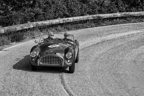 Pesaro Colle San Bartolo Itália Maio 2018 Ace 1954 Carro — Fotografia de Stock