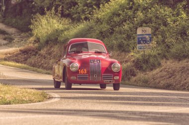 Pesaro Colle San Bartolo, İtalya - Mayıs 17-2018: Fiat 1100 S Mm Berlinetta 