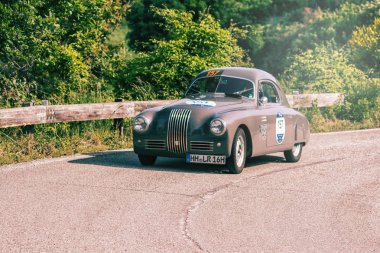 Pesaro Colle San Bartolo, İtalya - Mayıs 17-2018: Fiat 1100 S Mm Berlinetta 