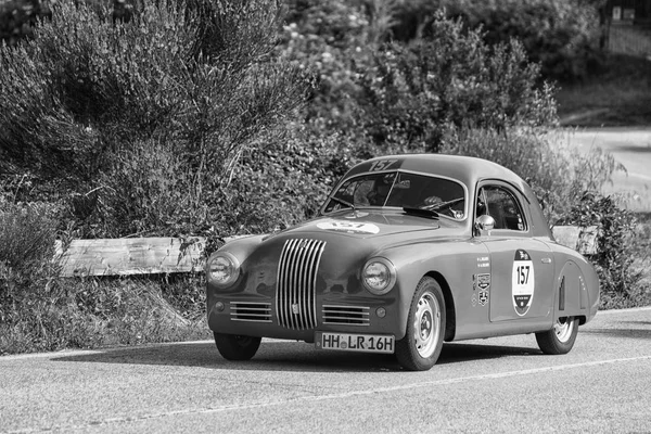 Песаро Коллле Сан Бартоло Италия 2018 Fiat 1100 Berlinetta Гобон — стоковое фото