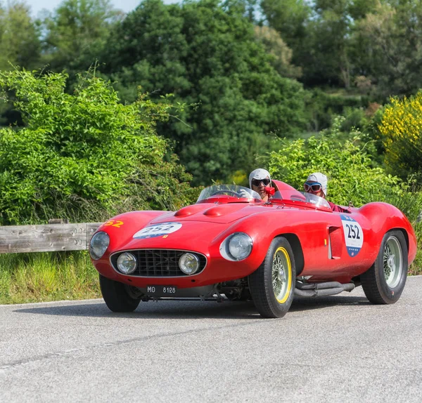 Πέζαρο Colle San Bartolo Ιταλία Μάιος 2018 Ferrari 857 1955 — Φωτογραφία Αρχείου