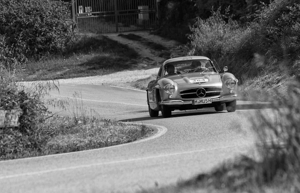 Pesaro Colle San Bartolo Italy 2018 Mercedes Benz 300 Coup — стоковое фото