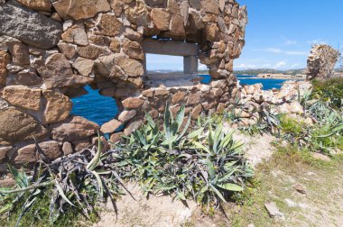 Fortezza Bastiani tahkimat Caprera Adası Sardunya İtalya