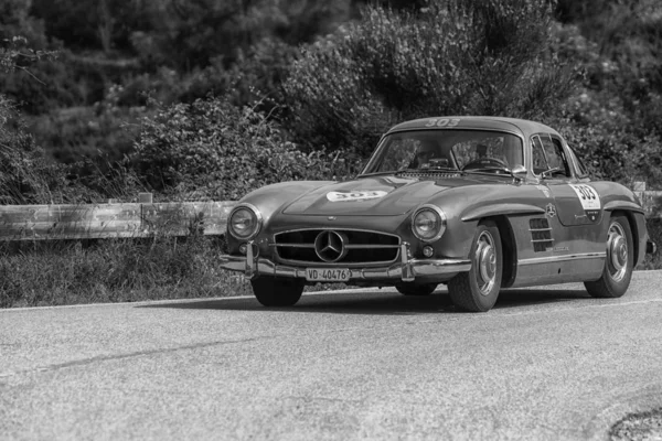 Πέζαρο Colle San Bartolo Ιταλία Μάιος 2018 Mercedes Benz 300 — Φωτογραφία Αρχείου