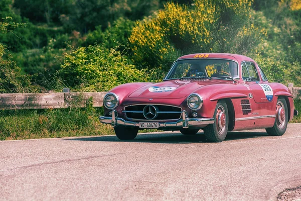 Πέζαρο Colle San Bartolo Ιταλία Μάιος 2018 Mercedes Benz 300 — Φωτογραφία Αρχείου