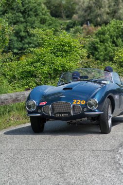  Aston Martin Db 2/4 1954 ralli Mille Miglia eski bir yarış arabası 2018 ünlü İtalyan tarihi yarış (1927-1957))