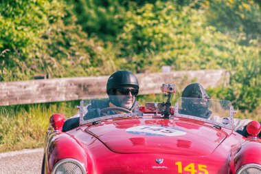 Cisitalia 202 S Mm Spider 1947 ralli Mille Miglia eski bir yarış arabası üzerinde 2018 ünlü İtalyan tarihi yarış (1927-1957)