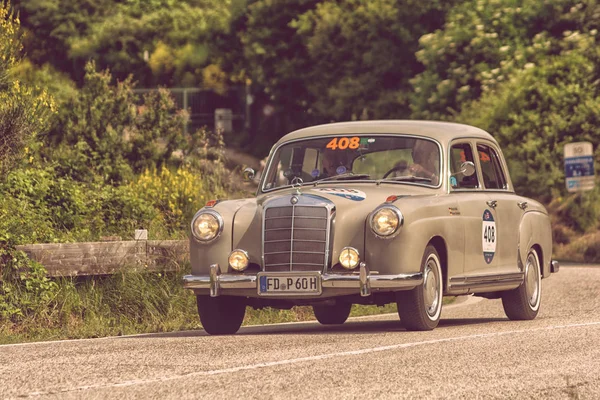 Pesaro Colle San Bartolo Italië Mei 2018 Mercedes Benz 220 — Stockfoto