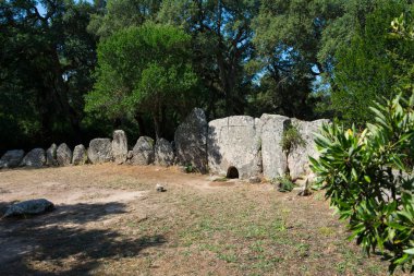 23 Ağustos 2019 - tempio pausania , İtalya: Devlerin Mezarı Pasaredda Tempio - Pausania Sardunya adası, İtalya