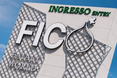 Bologna / İtalya - 24 Eylül 2019: iç tasarım Fico Eataly World. Fico, dünyanın en büyük lerinden biri olan tarım salağını ve gastronomiyi adamıştır.