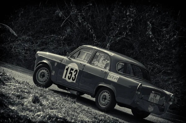 Pesaro Colle San Bartolo Itália Ott 2019 Alfa Romeo Giulietta — Fotografia de Stock