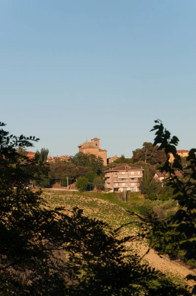 Novilara Mała Wioska Regionie Marche Włoszech Średniowieczne Miasteczko Wzgórzu — Zdjęcie stockowe