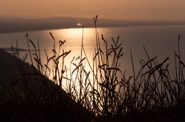 Pesaro San Bartolo Parkı. Ritmini Cattolica Yazı 'nda muhteşem gün batımı.
