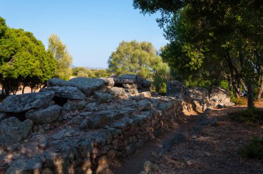 23 Ağustos 2020 - Olbia, İtalya: Dev Su monte s 'Abe' in Mezarı 