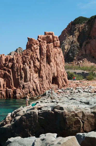 Costa Cerdeña Rocas Rojas Típicas Acantilados Cerca Del Mar Arbatax — Foto de Stock
