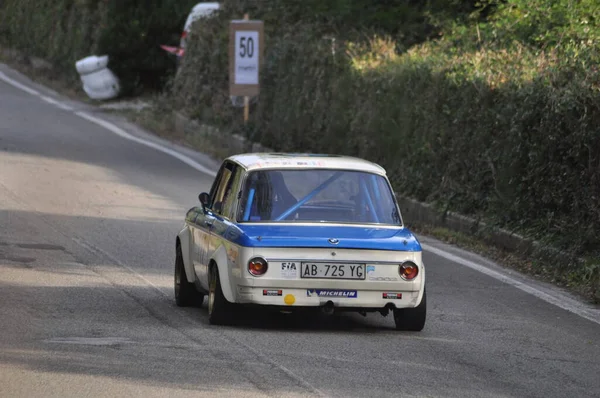 Pesaro Colle San Bartolo Italy Ott 2019 Bmw 2002 Старом — стоковое фото