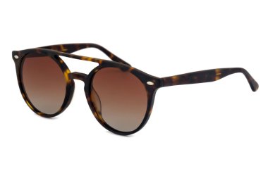 beyaz arka plan üzerinde izole modern güneş gözlüğü yan görünümü