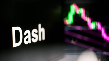 Dash cryptocurrency belirteci. Cryptocurrency borsalarının davranışı, kavram. Modern finansal teknolojiler.