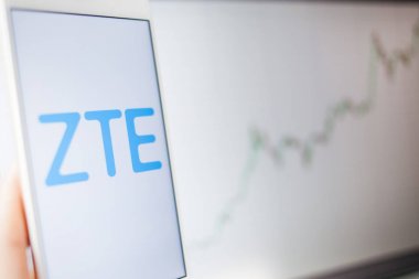 Saint Petersburg, Rusya - 27 Mayıs 2019: Zte securities Analytics, konsept.
