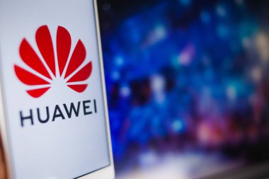 Saint Petersburg, Rusya - 27 Mayıs 2019: Huawei menkul kıymetler Analytics, konsept.