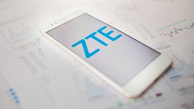Saint Petersburg, Rusya - 27 Mayıs 2019: Zte securities Analytics, konsept.