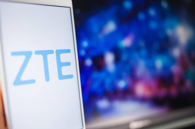 Saint Petersburg, Rusya - 27 Mayıs 2019: Zte securities Analytics, konsept.