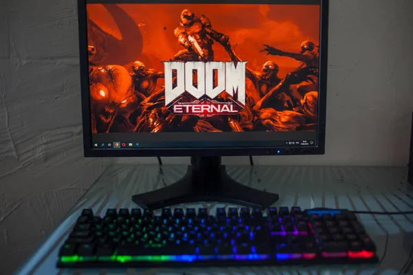 Los Angeles, ABD-11 Haziran 2019: oyun Doom Eternal açıklayıcı editoryal — Stok fotoğraf