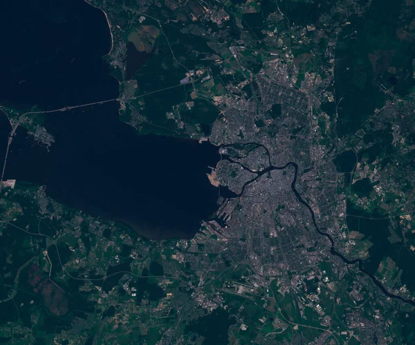Satellitenbildkarte von Sankt Petersburg in Russland, Blick aus dem All — Stockfoto