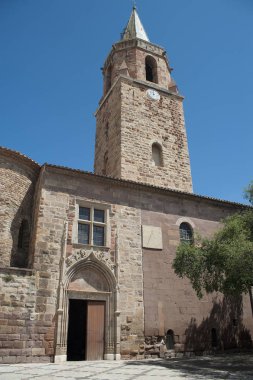 Fransa 'nın güneyinde Fréjus katedralin girişi