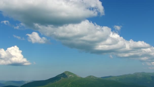 Lapso Tiempo Del Hermoso Paisaje Verano Las Montañas Con Nubes — Vídeos de Stock