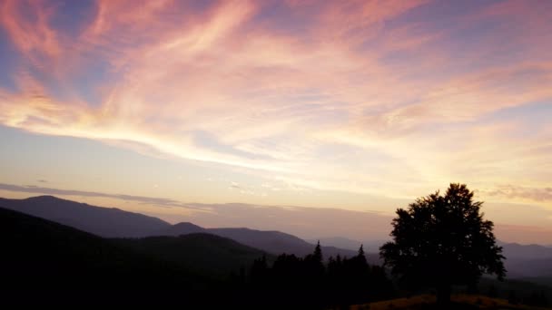 Zeitraffer Eines Sonnenuntergangs Über Den Karpaten — Stockvideo