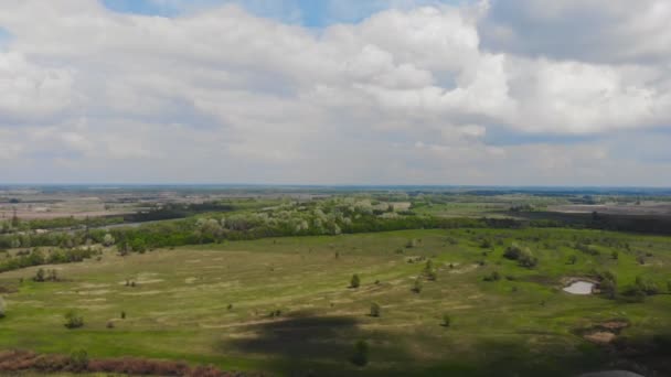 Filmación Tomada Dron Vista Las Tierras Altas Rurales Día Soleado — Vídeo de stock