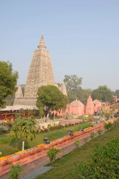 Templo Mahabodhi, bodh gaya, India. El sitio donde Gautam Buddha —  Fotos de Stock