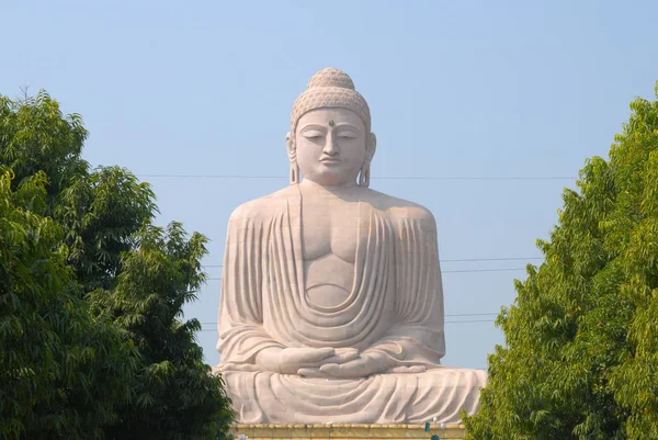 Estátua de Buda em Bogh Gaya, Índia . — Fotografia de Stock