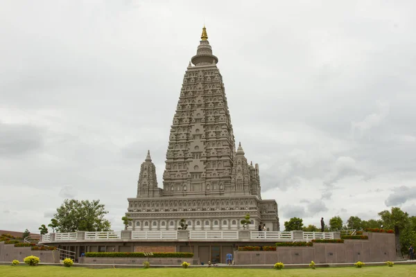 Gaya is een religieuze plaats en bedevaartsoord geassocieerd met — Stockfoto