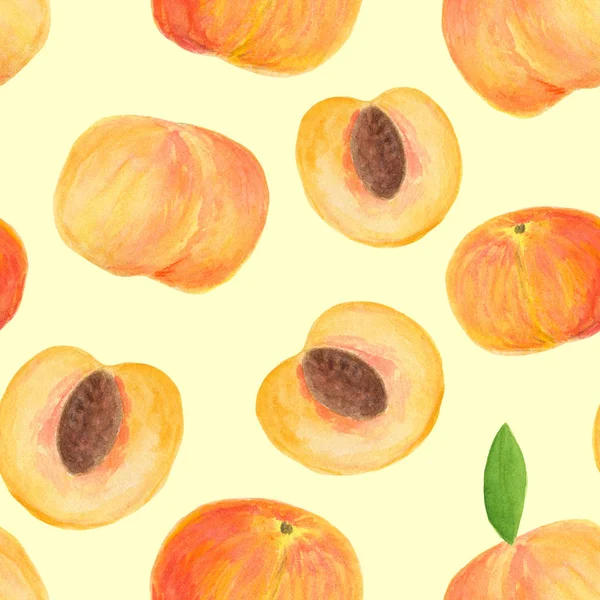 Acquerello pesca modello senza soluzione di continuità. Pezzi di frutta disegnati a mano isolati su sfondo giallo pastello per il design di imballaggi alimentari, copertine, involucro, scrapbooking, tessile . — Foto Stock